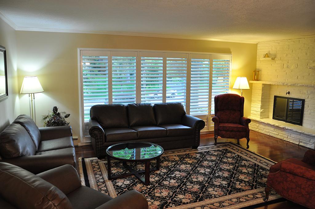 Forest Hill Bed And Breakfast Kitchener Esterno foto