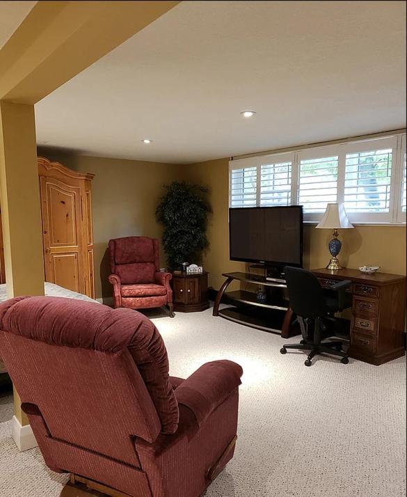 Forest Hill Bed And Breakfast Kitchener Esterno foto